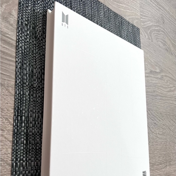 BTS Map of the Soul: 7 Album (Ver. 4) - Picture 10 of 11